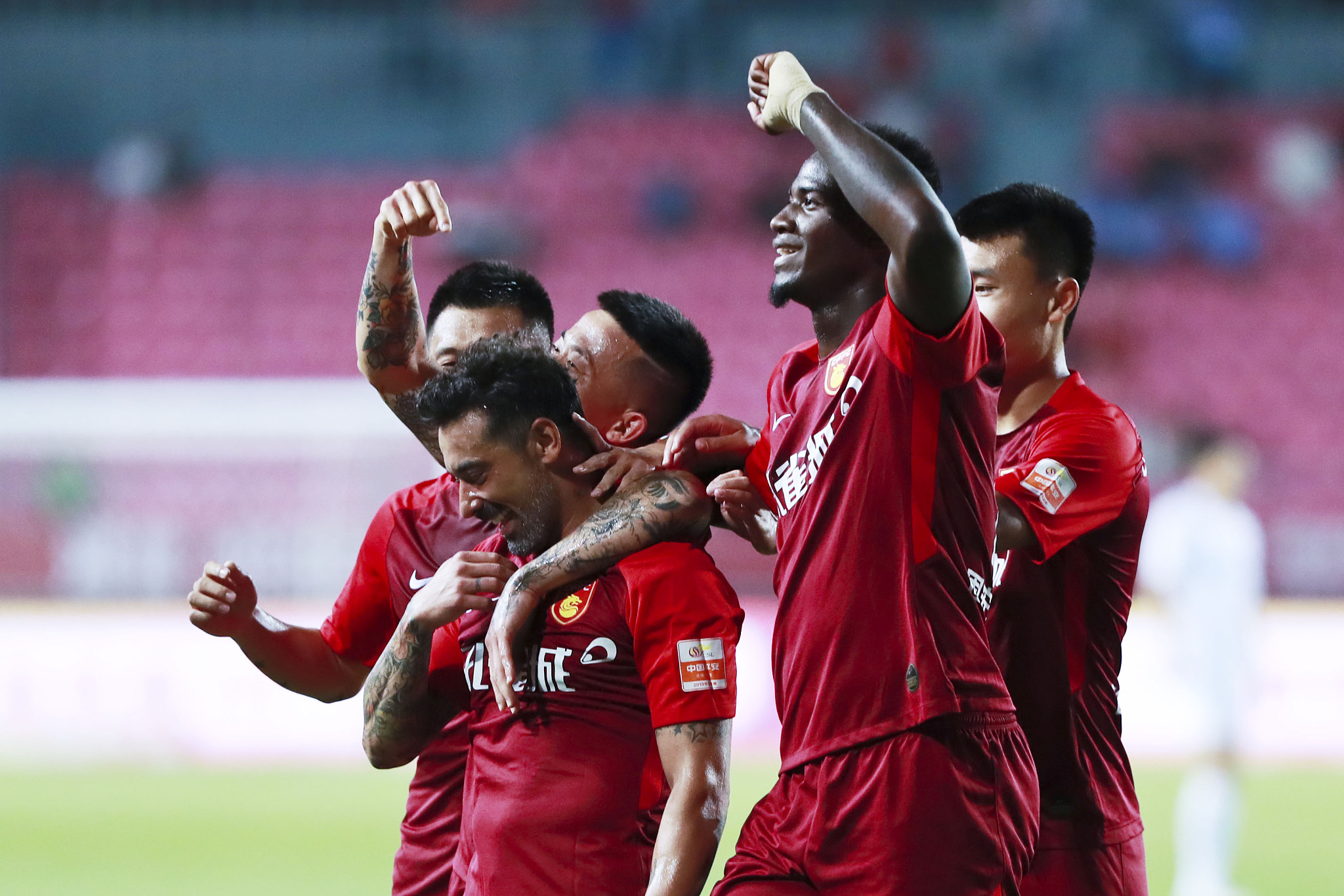 这比数据的 这比数据的