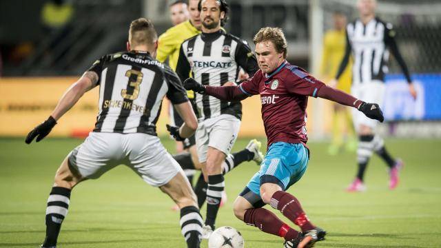 球队在久尔 球队在久尔