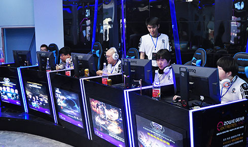 尖队伍在S 尖队伍在S